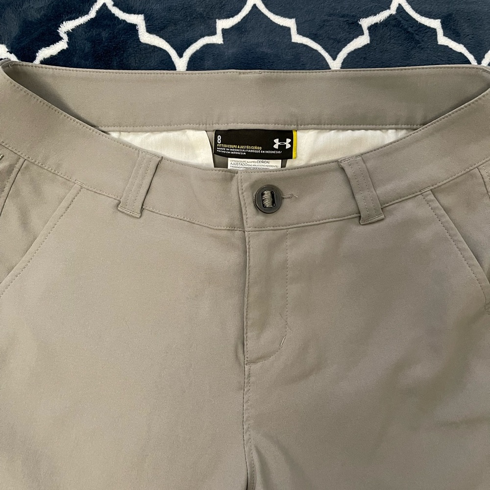 Shorts - Picture 2 of 3